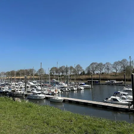 L'ecluse De Louise, Vue Sur Baie Hébergement de vacances *